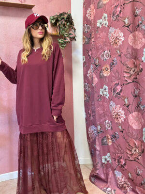 Abito over felpa e gonna pizzo